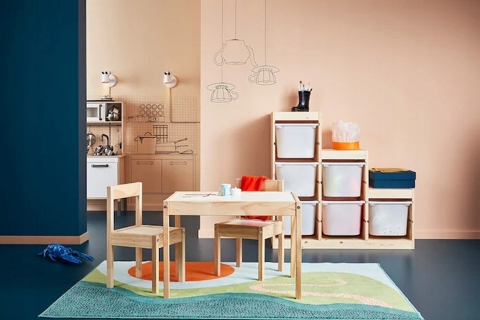 IKEA LÄTT 501.784.11 – detský stolík s dvoma stoličkami, biela a borovica