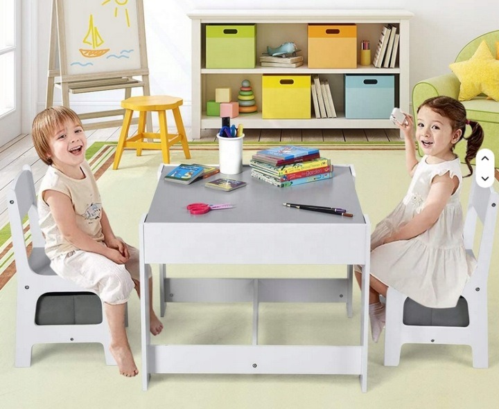 BDMU KIDS sivý detský stolík s dvoma stoličkami a úložnými košíkmi