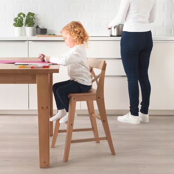 IKEA INGOLF juniorská stolička 52 cm, hnedá patina