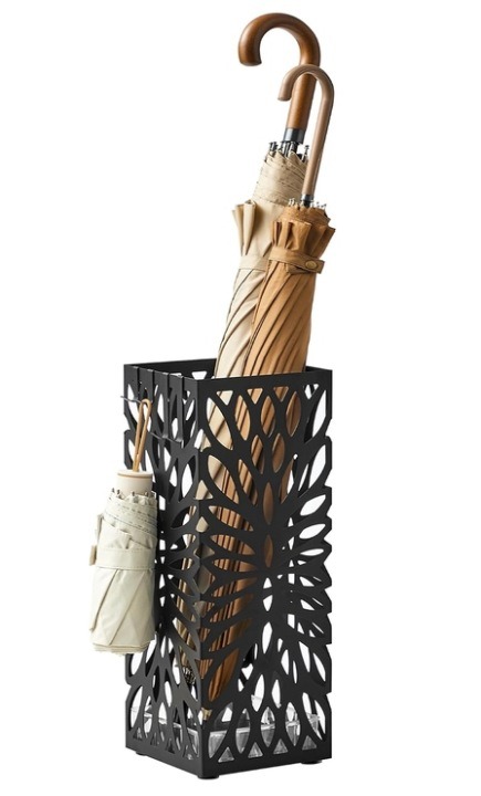 Čierny stojan Songmics LUC026B33 na dáždniky, 41 cm, 4 odnímateľné háčiky