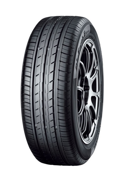 1x opona 175/65R14 YOKOHAMA BLUEARTH-ES ES32 82T
