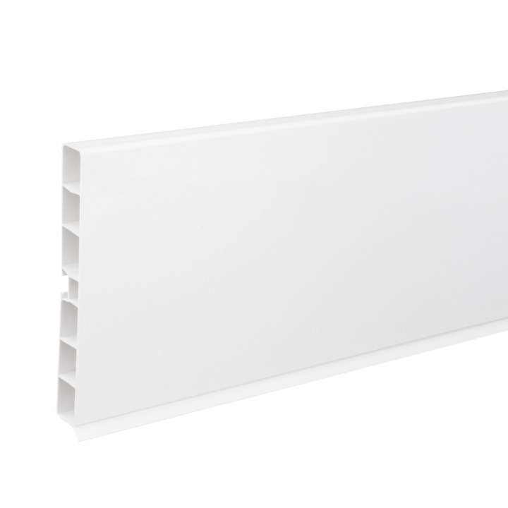 DQ-PP LCABP100.1.5 kuchynský sokel z PVC, biely lesk, 1,5 m × 100 mm