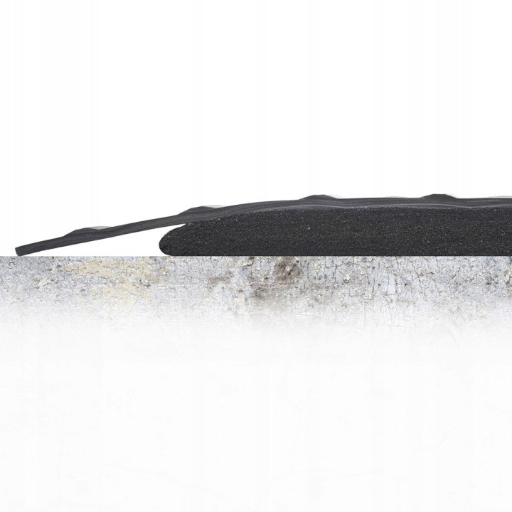 Čierna protiúnavová podložka Coba Deckplate 90 × 150 cm