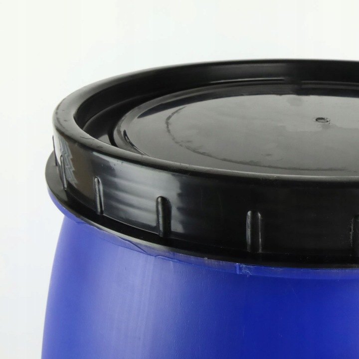 Sterk plast 120 l HDPE sud so skrutkovacím vekom