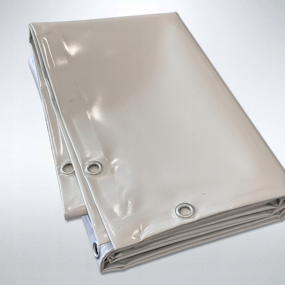 Odolná PVC Plachta 500g/m² s Očkami 4.5m x 7m – Všestranné Využitie