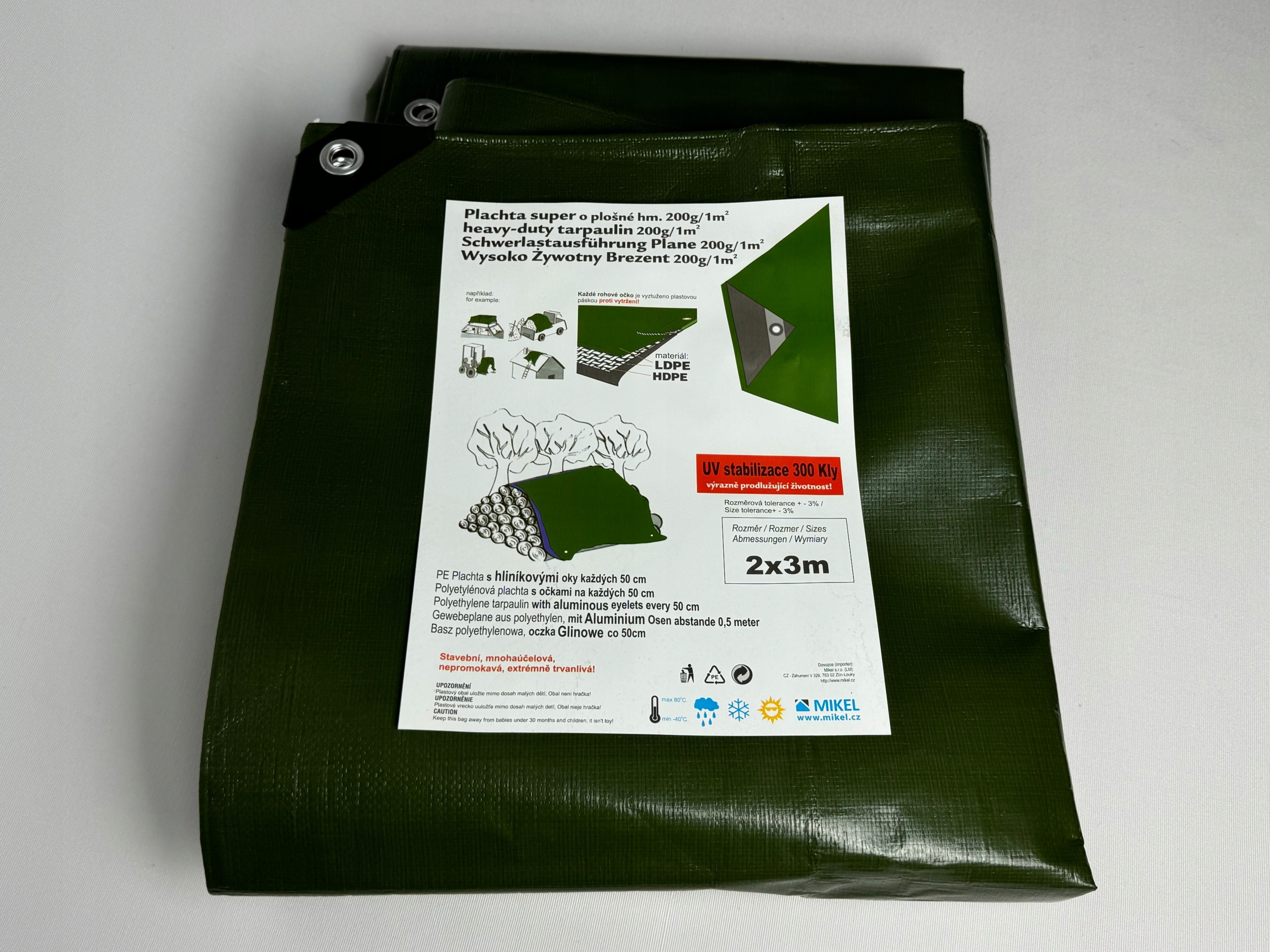 Vodotesné plachty s okami z 3-vrstvovej PE folie, 200g/m², UV stabilizované