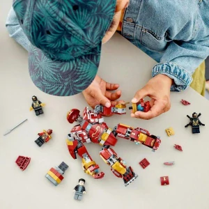LEGO Super Heroes 76247 Hulkbuster: Bitka o Wakandu
