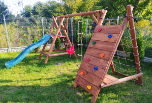 DREVENÉ IHRISKO PRE ZÁHRADU JUMBO DUO 2 HOJDÁČKY 1X BUCKET 1XPARK HNIEZDO