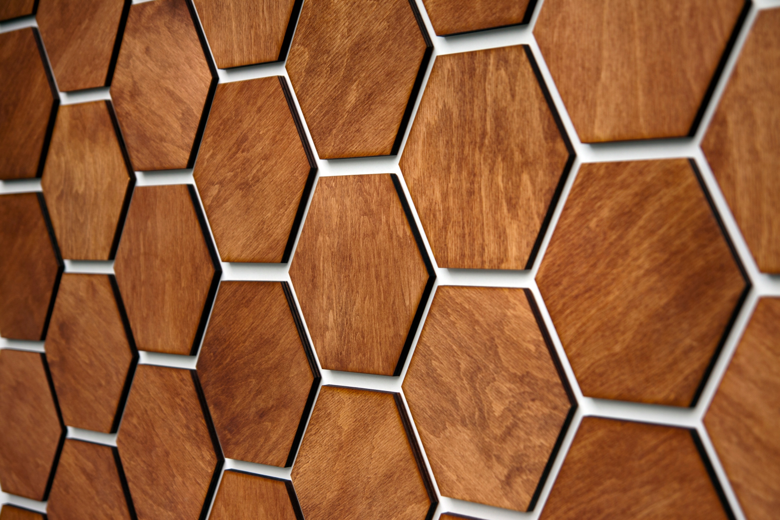 Drevené nástenné panely hexagon lamele m mahagany