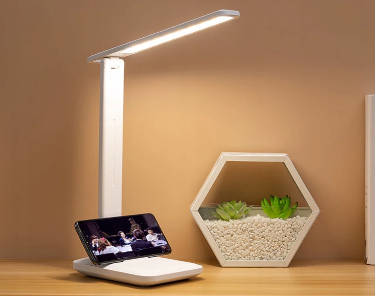 Školská stolová lampa pre stôl USB 7W LED dotyk