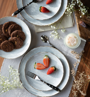 Lubiana BOSS RAYADO 101 | 9015: 18-dielny porcelánový jedálenský set pre 6 osôb