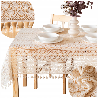 Štýlový obrus v boho a rustikálnom štýle s bežovou čipkou a strapcami 130x180