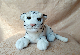 PLYŠOVÝ MASKOT AXIOM BIELY TIGER