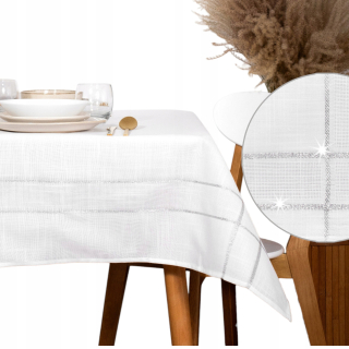 Elegantný veľký biely obrus s jemnými striebornými prúžkami 150x360 cm
