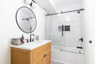 Okrúhle čierne zrkadlo LOFT priemer 110 cm v čiernom ráme MADE IN POLAND