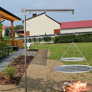 ZÁHRADNÝ GRIL NEREZ ŽERIAVOVÉ RAMENO + ROŠTY 50 A 80 CM + NAVIJÁK INOX