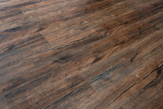 Vodotesné vinylové panely tmavé dub 2,23 m²