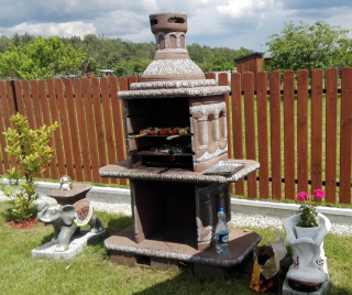 Betónový záhradný gril, spevnený palácový krb, 2 vrchnáky