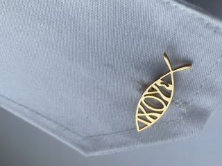 Módne, fenomenálne manžetové gombíky EXC Fish Sign Symbol Ryba pozlátená