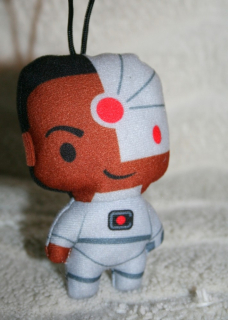 DC CYBORG MASCOT MCDONALD'S EDITION NOVINKA